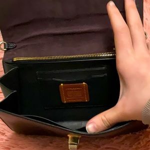 A coach person new in great condition